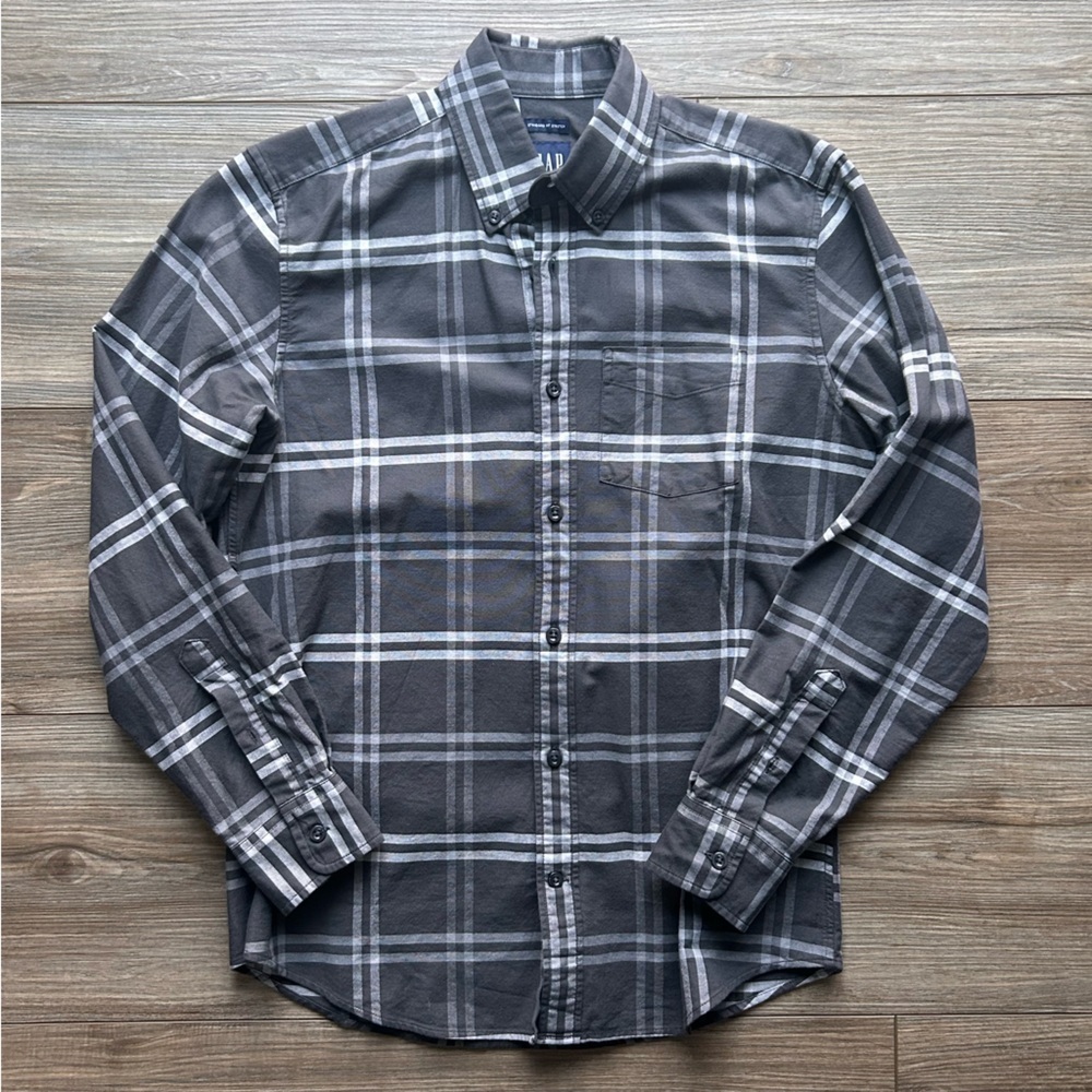 GAP | Oxford Shirt in Grey Plaid (X-Small)